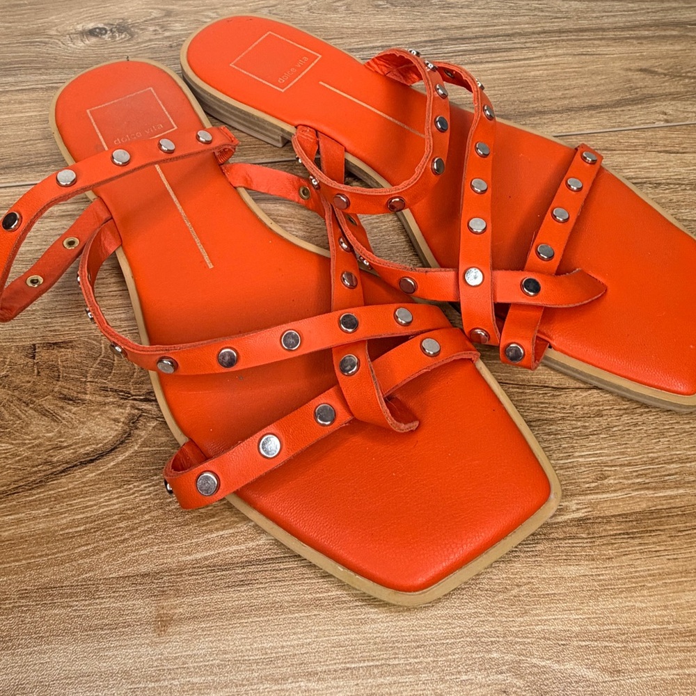 Dolce Vita ‘Izabel’ Orange Studded Silver Sandals Size 8.5 - Picture 1 of 5